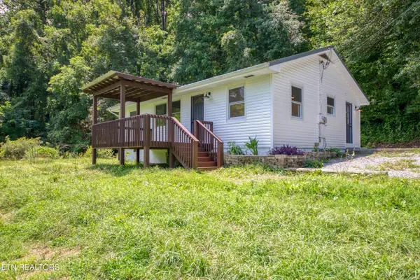 150 Dewey Davis Rd, Walland, TN 37886