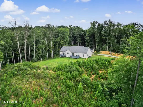 4478 Bruce Ogle Way, Pigeon Forge, TN 37863