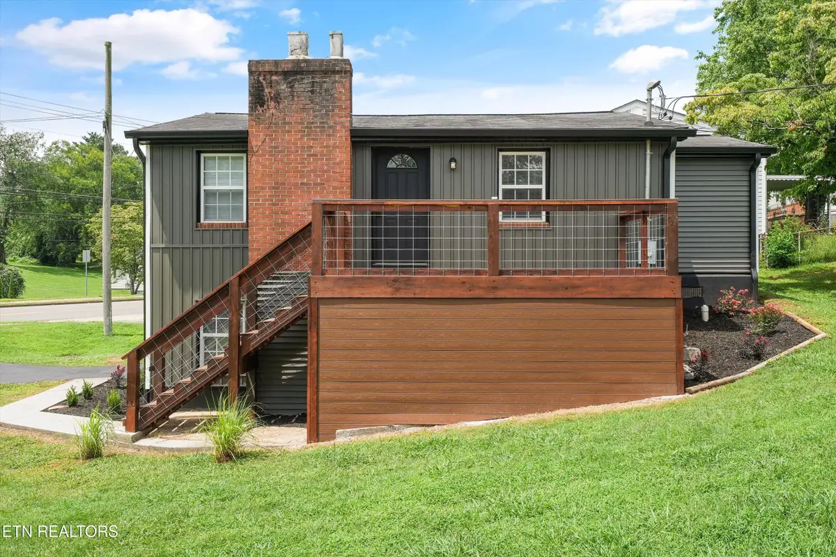 2225 NW Madison Rd, Knoxville, TN 37912 - #1