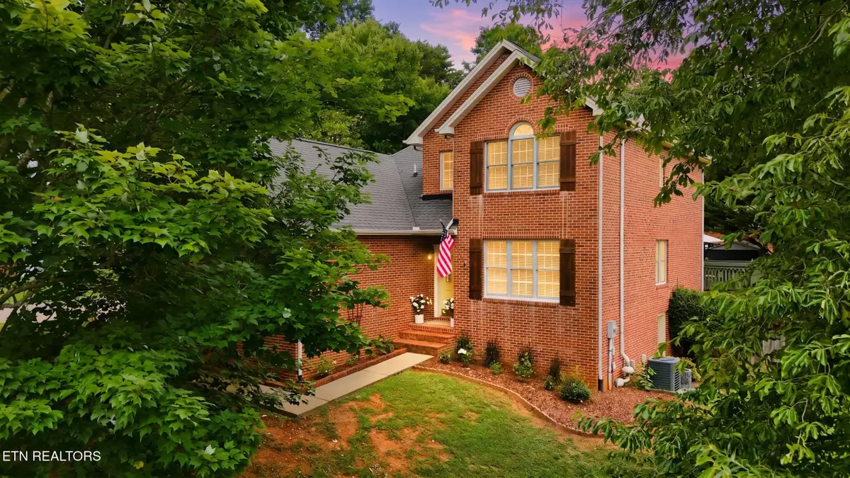 1021 Timberidge Tr, Kingsport, TN 37660 - #1
