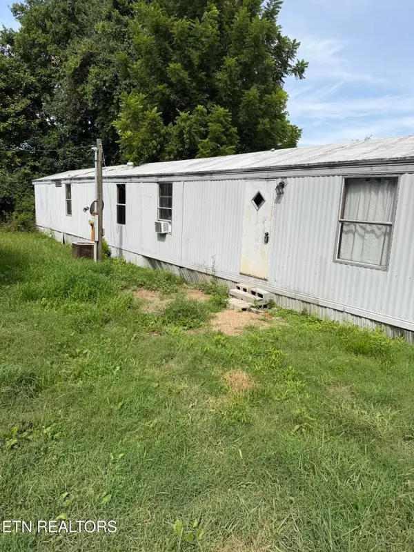 2922 Thorn Grove Pike, Knoxville, TN 37914