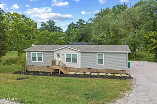 5033 Crippen Rd, Knoxville, TN 37918