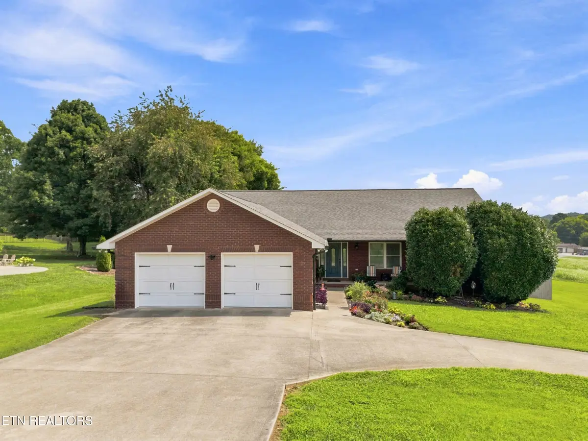 276 Hardin Drive, Lenoir City, TN 37772 - #1