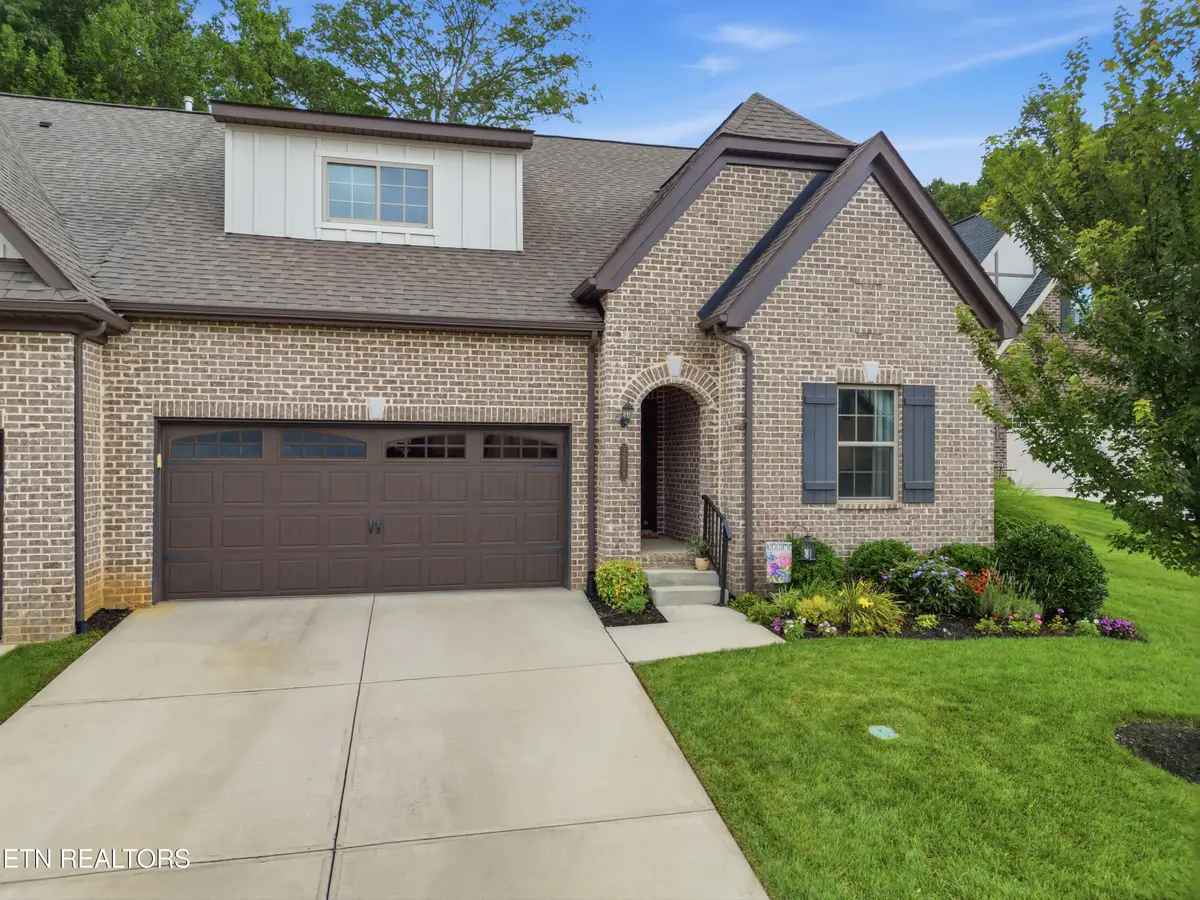2528 Sugarberry Rd, Knoxville, TN 37932 - #1