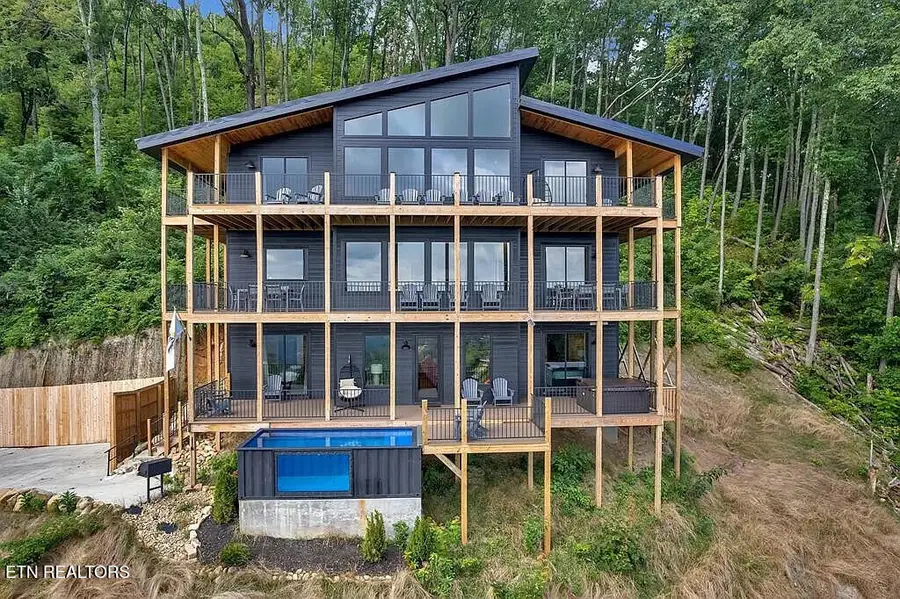 793 Chestnut Drive, Gatlinburg, TN 37738 - #2
