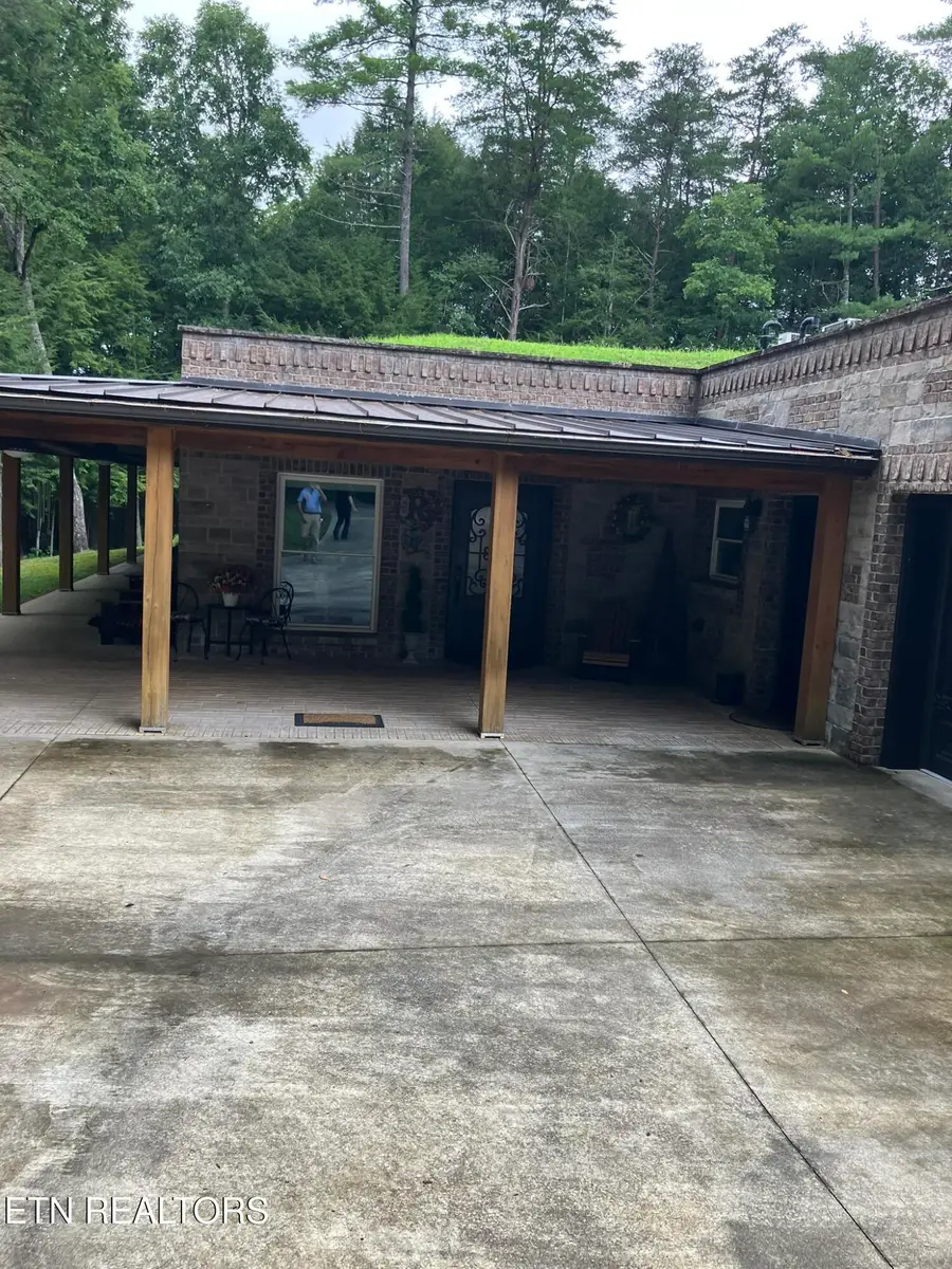 381 Lakewood Drive, Jamestown, TN 38556 - #3