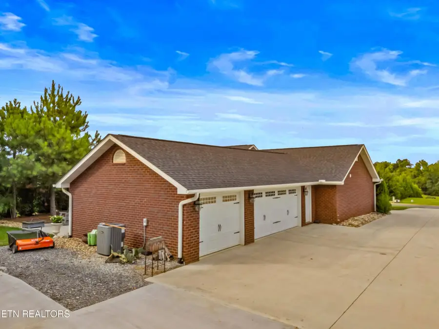 136 Crosslake Lane, Dandridge, TN 37725 - #3