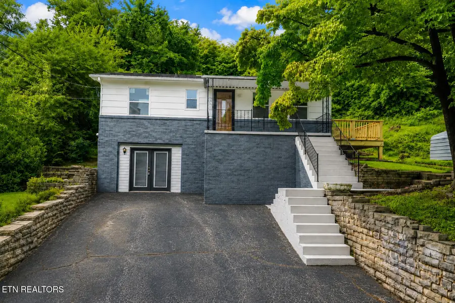 2511 Davenport Rd, Knoxville, TN 37920 - #2