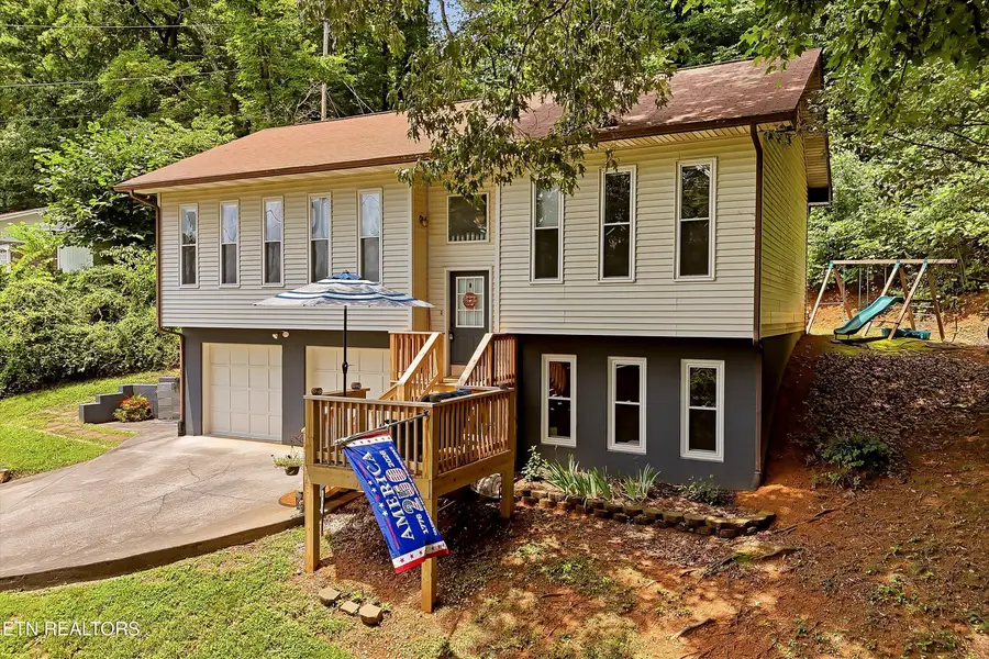 711 Brown Rd, Knoxville, TN 37920 - #3
