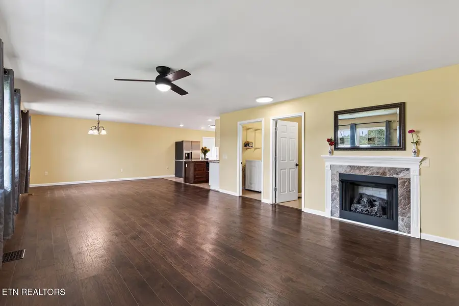 207 Autumn Oaks Drive, Kodak, TN 37764 - #3