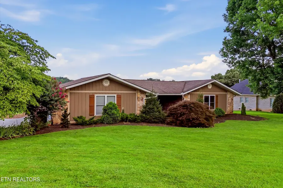 10100 El Pinar Drive, Knoxville, TN 37922 - #2