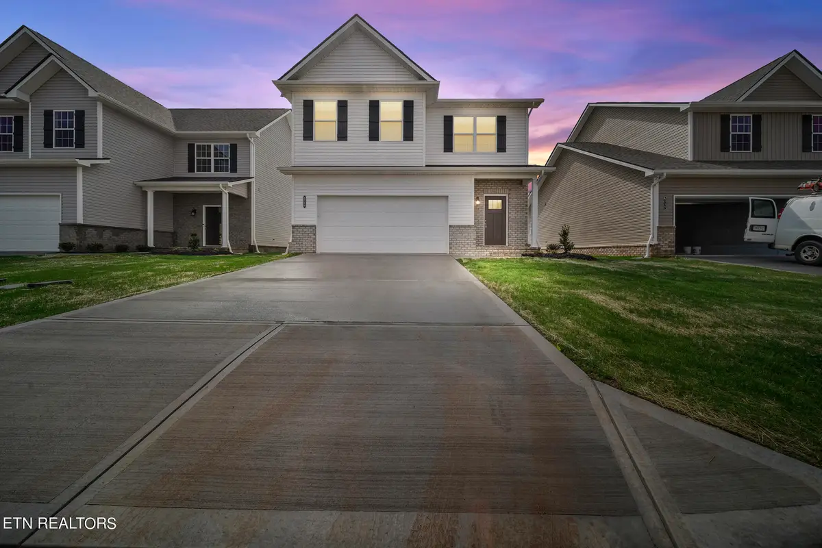 4740 Stoneyhurst Lane, Knoxville, TN 37918 - #1