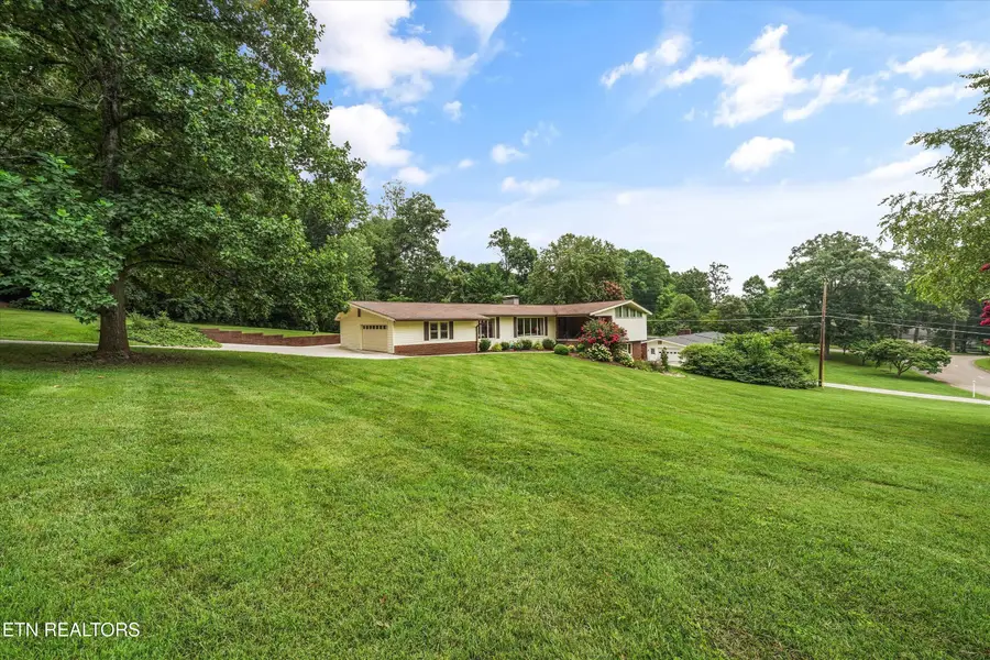 4704 Simona Rd, Knoxville, TN 37918 - #3