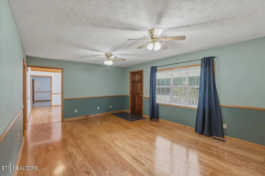 142 Oak Drive, Kingston, TN 37763 - #3