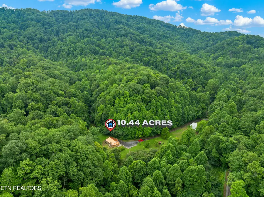 129 Johnson Rd, Rogersville, TN 37857 - #2