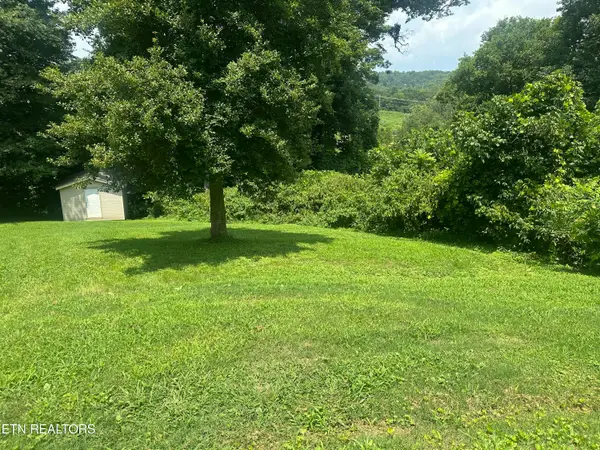 W 9th Avenue (lot 2r), Lenoir City, TN 37771