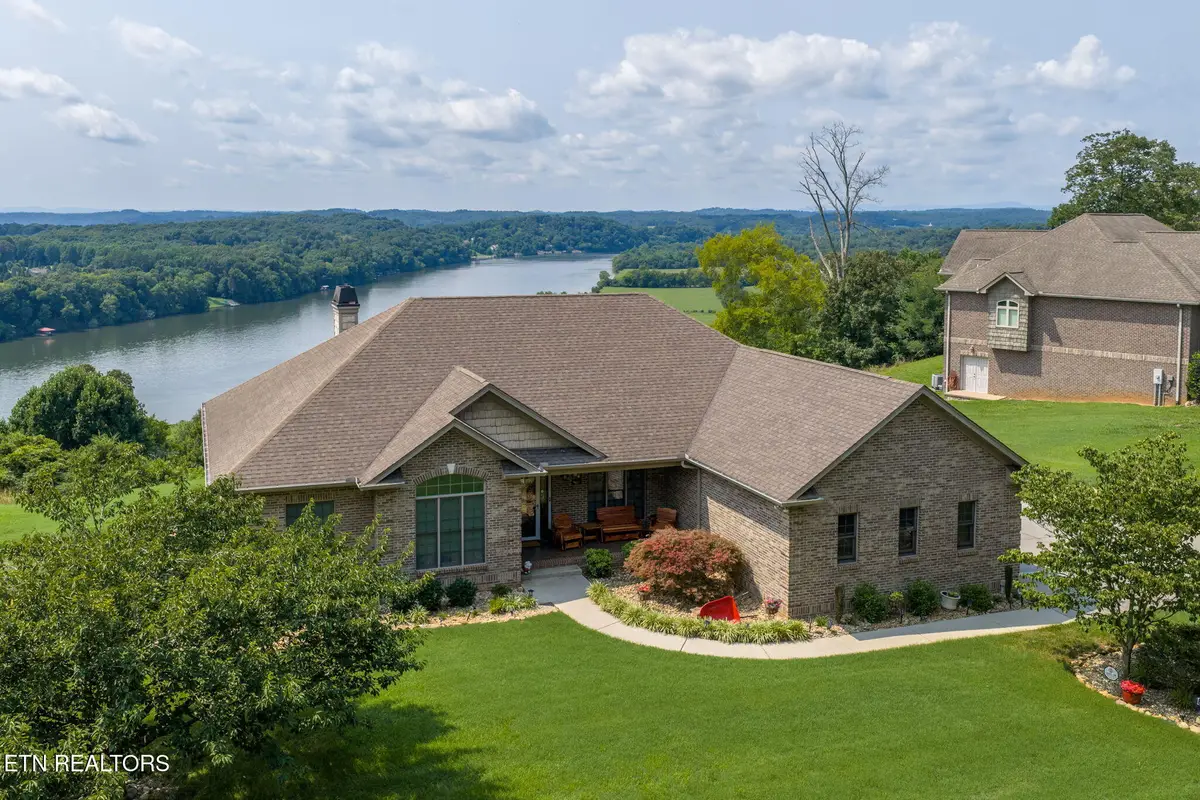 645 Fort Hill St, Loudon, TN 37774 - #1