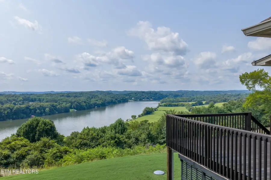 645 Fort Hill St, Loudon, TN 37774 - #3