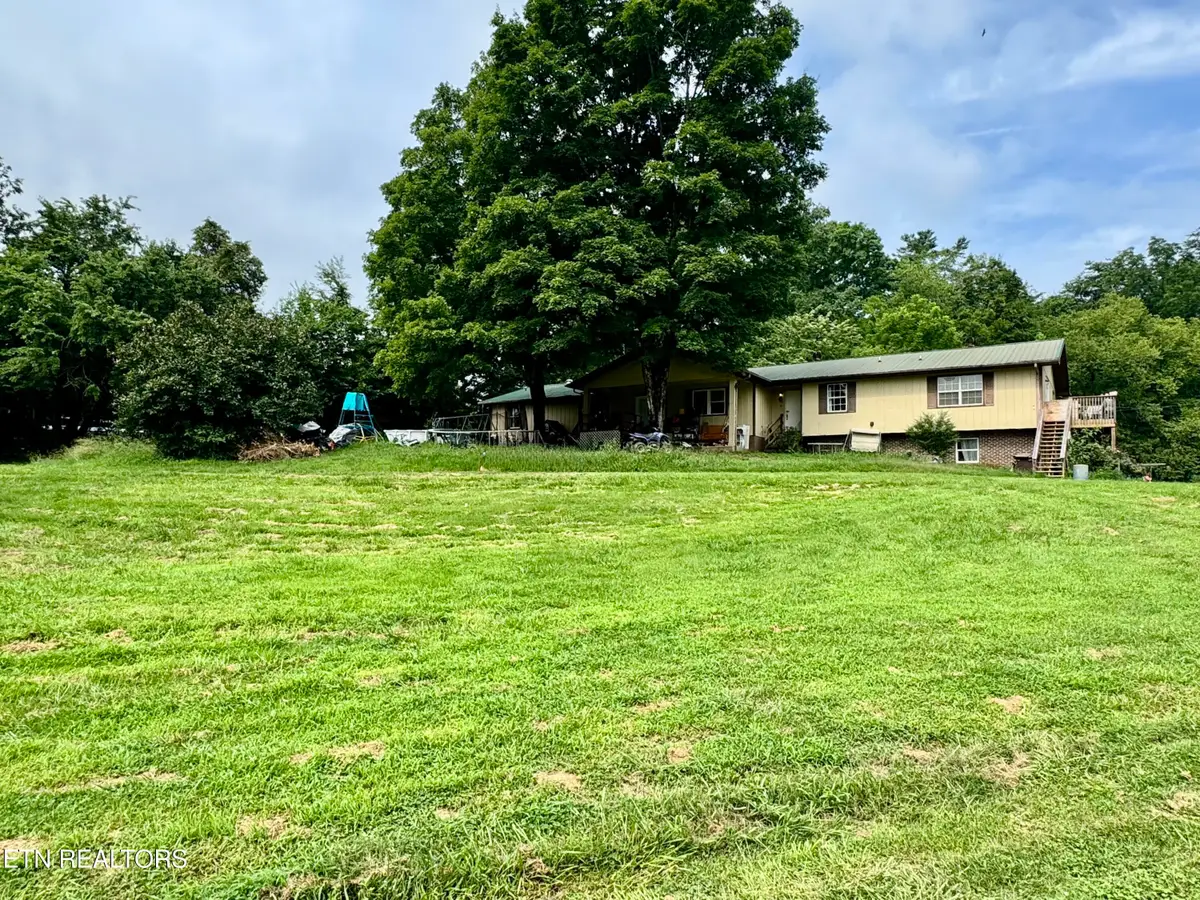 1717 W Raccoon Valley Drive, Heiskell, TN 37754 - #1