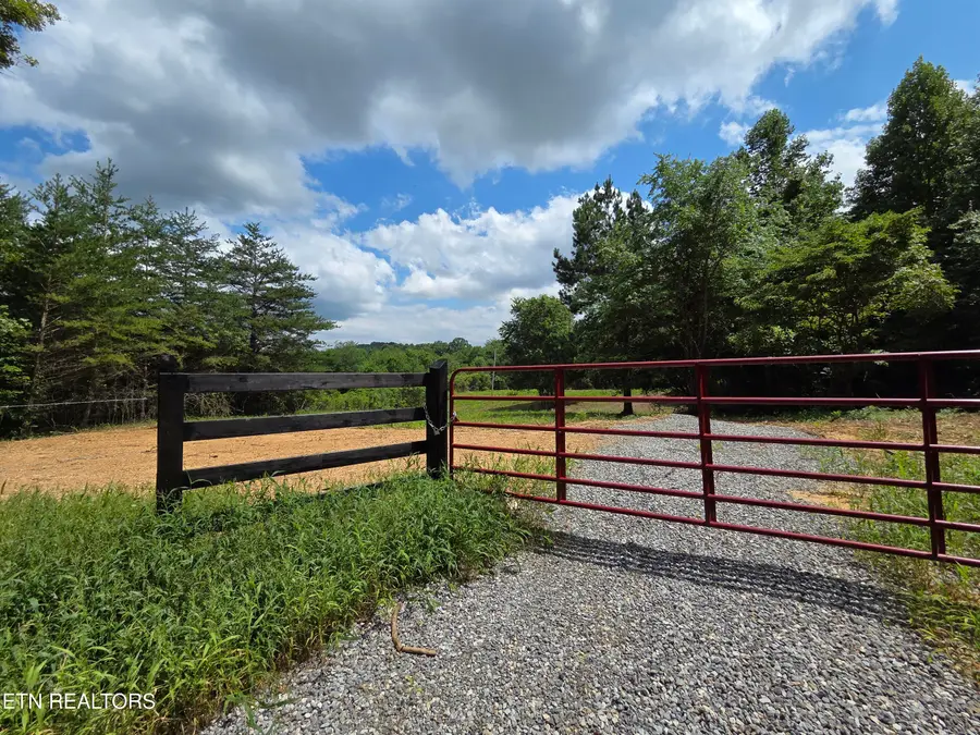 Old Huntsville-jamestown Rd, Robbins, TN 37852 - #2