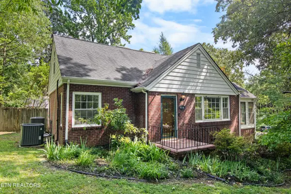 4300 Fulton Drive, Knoxville, TN 37918