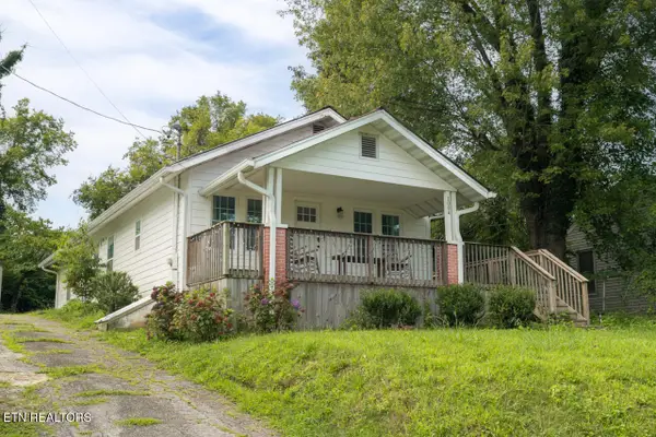 1004 Phillips Ave, Knoxville, TN 37920