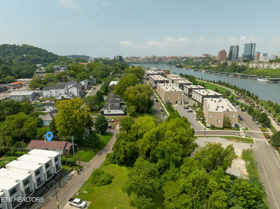 1004 Phillips Ave, Knoxville, TN 37920 - #2