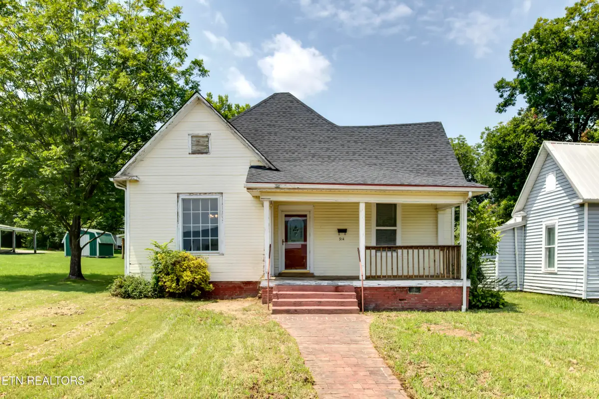 914 Ohio Ave, Etowah, TN 37331 - #1