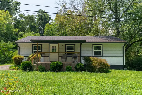 2400 Aberdeen Lane, Knoxville, TN 37920