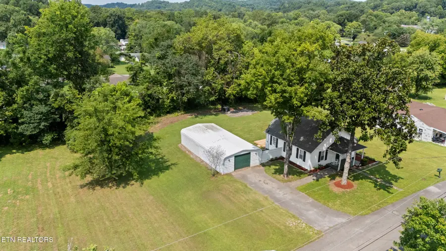 120 Shipe Rd, Powell, TN 37849 - #2