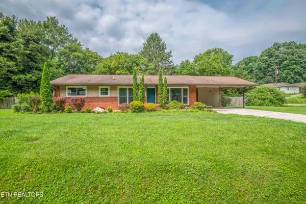 2105 Pulaski Rd, Knoxville, TN 37914