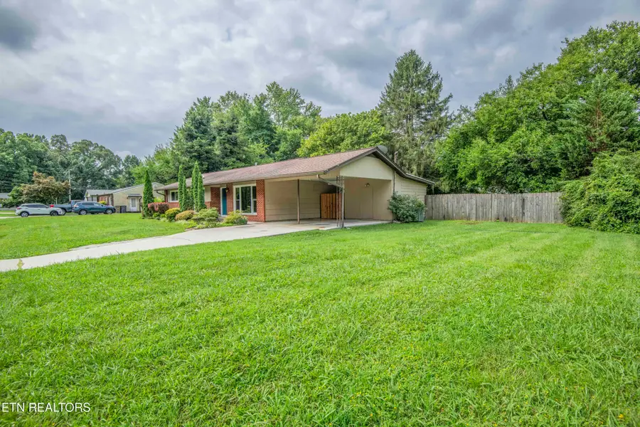 2105 Pulaski Rd, Knoxville, TN 37914 - #3
