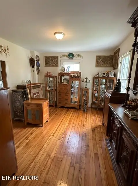 261 W Lincoln Rd, Alcoa, TN 37701 - #3