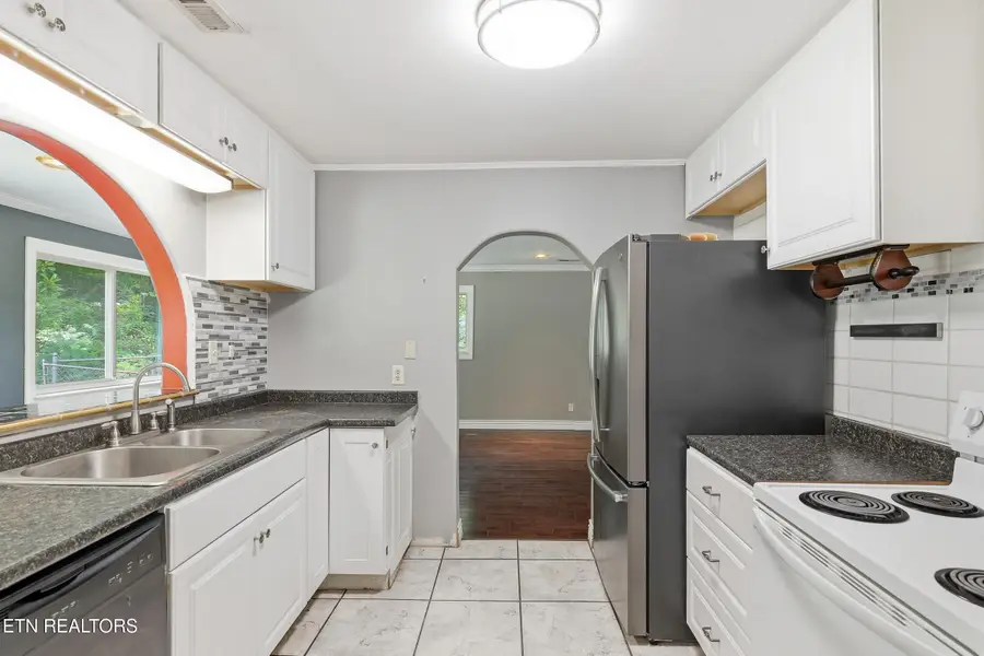 313 Gayview Drive, Knoxville, TN 37920 - #3
