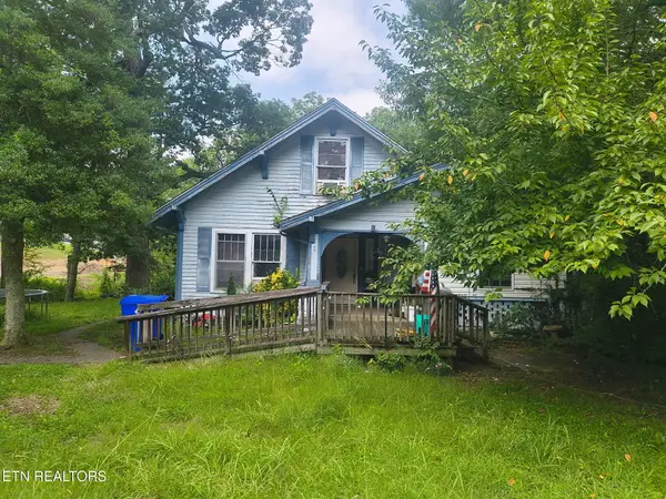 1122 Ruritan Rd, Harriman, TN 37748