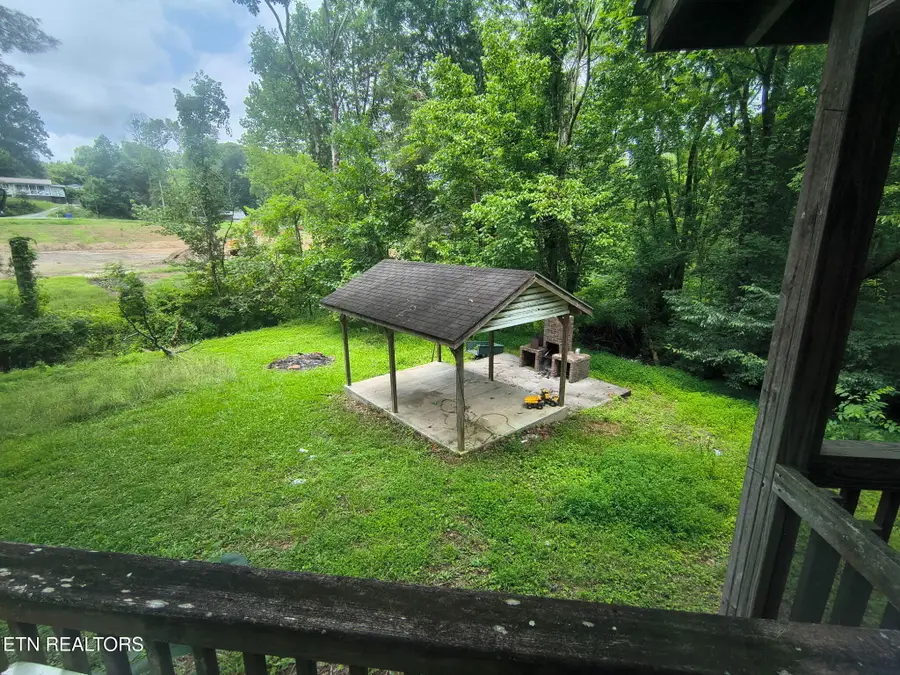 1122 Ruritan Rd, Harriman, TN 37748 - #3