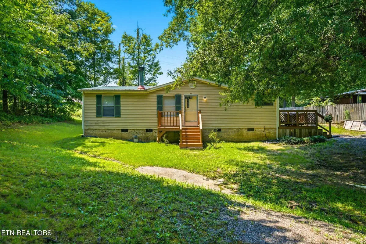 400 Wilkins Ave, Etowah, TN 37331 - #1
