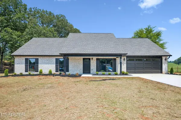 806 Johnson Rd, Maryville, TN 37804