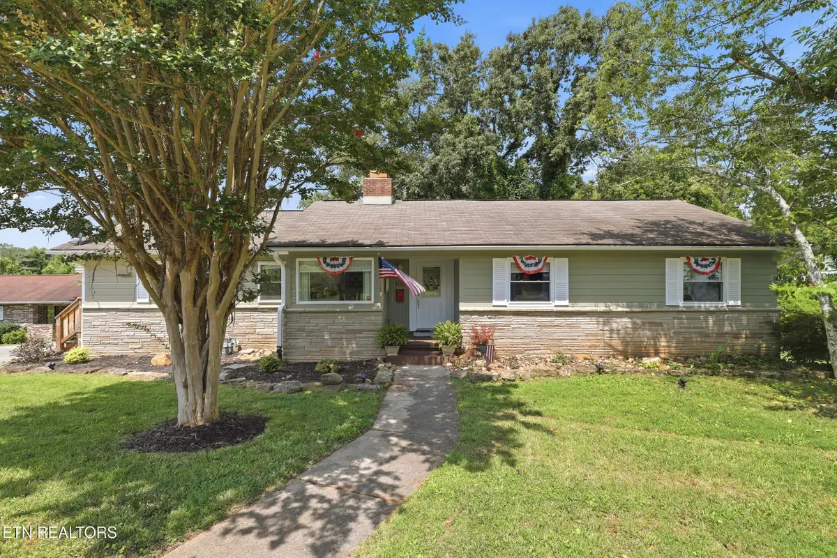 102 Nolan Rd, Oak Ridge, TN 37830 - #1