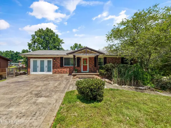 2833 Ithaca Drive, Knoxville, TN 37918