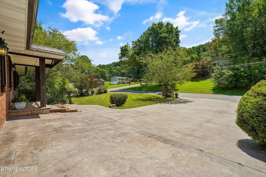 2833 Ithaca Drive, Knoxville, TN 37918 - #2
