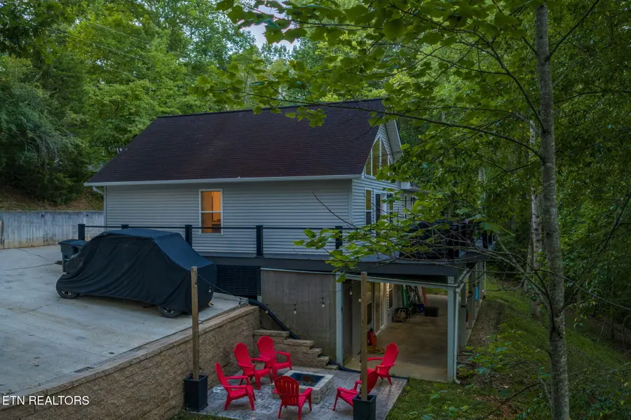 332 Pearl Rd, Lafollette, TN 37766 - #3