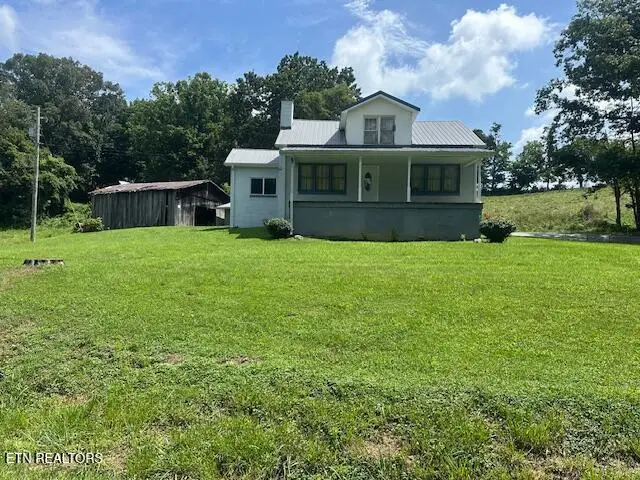 863 Giles Hollow Rd, Rose Hill, VA 24281 - #2