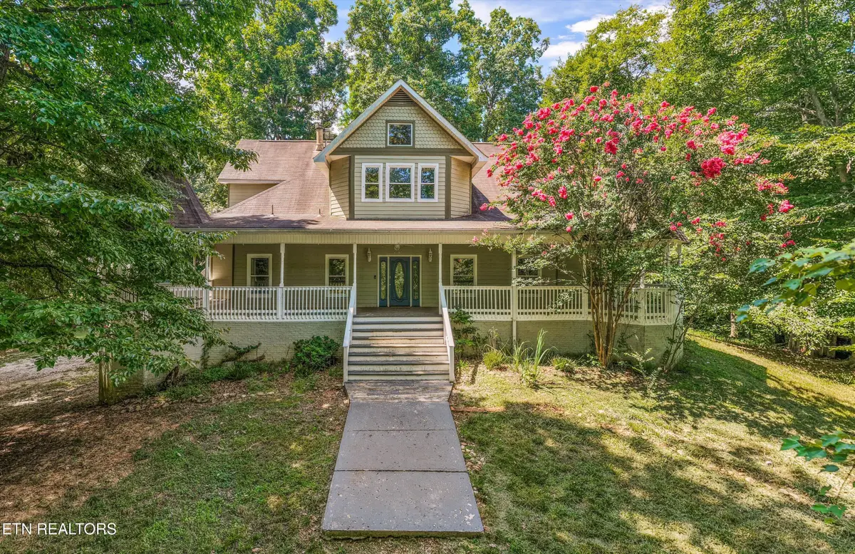 400 Cabbage Cemetery Rd, Washburn, TN 37888 - #1