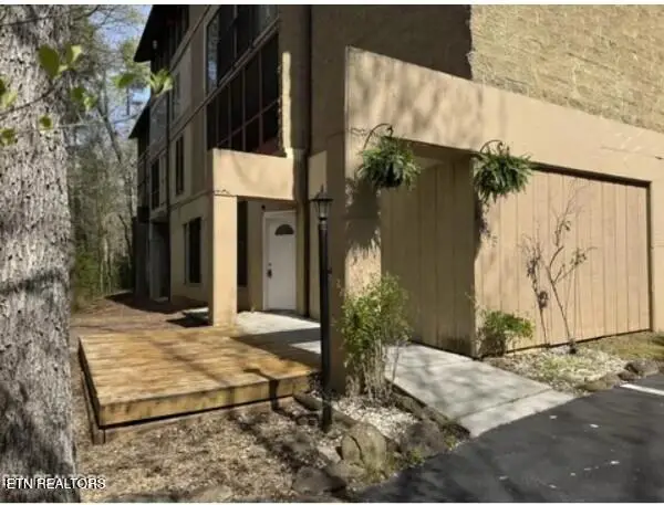 221 Woodland Rd #UNIT 315, Gatlinburg, TN 37738