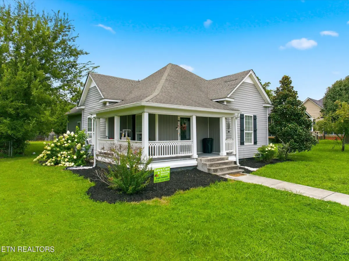 1022 Ohio Ave, Etowah, TN 37331 - #1