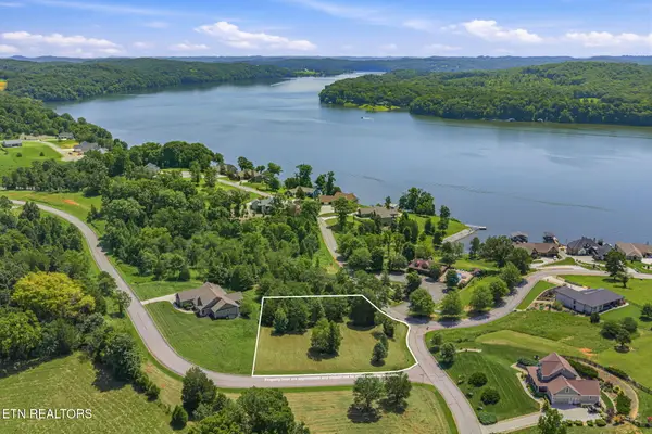 261 Serenity Drive, Harriman, TN 37748