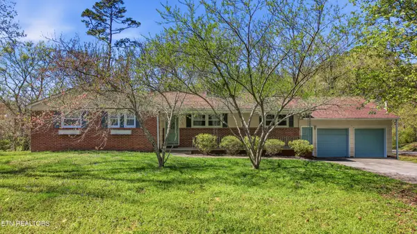 4721 W Sunset Rd, Knoxville, TN 37914