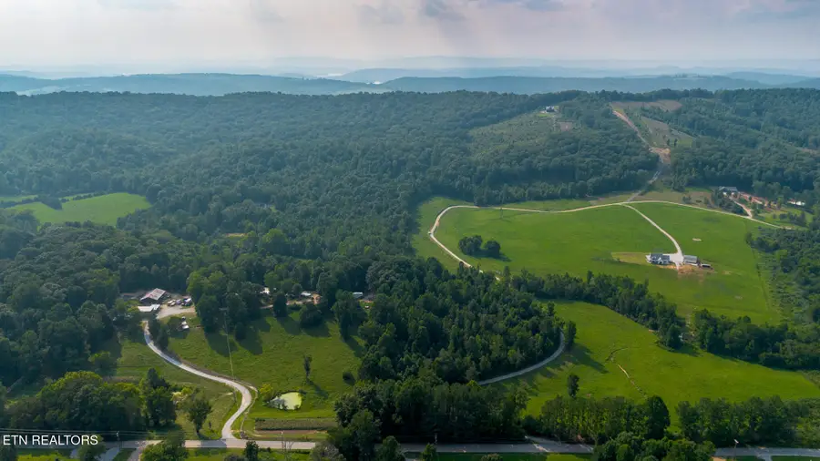 210 Dogtown Rd, Ten Mile, TN 37880 - #2