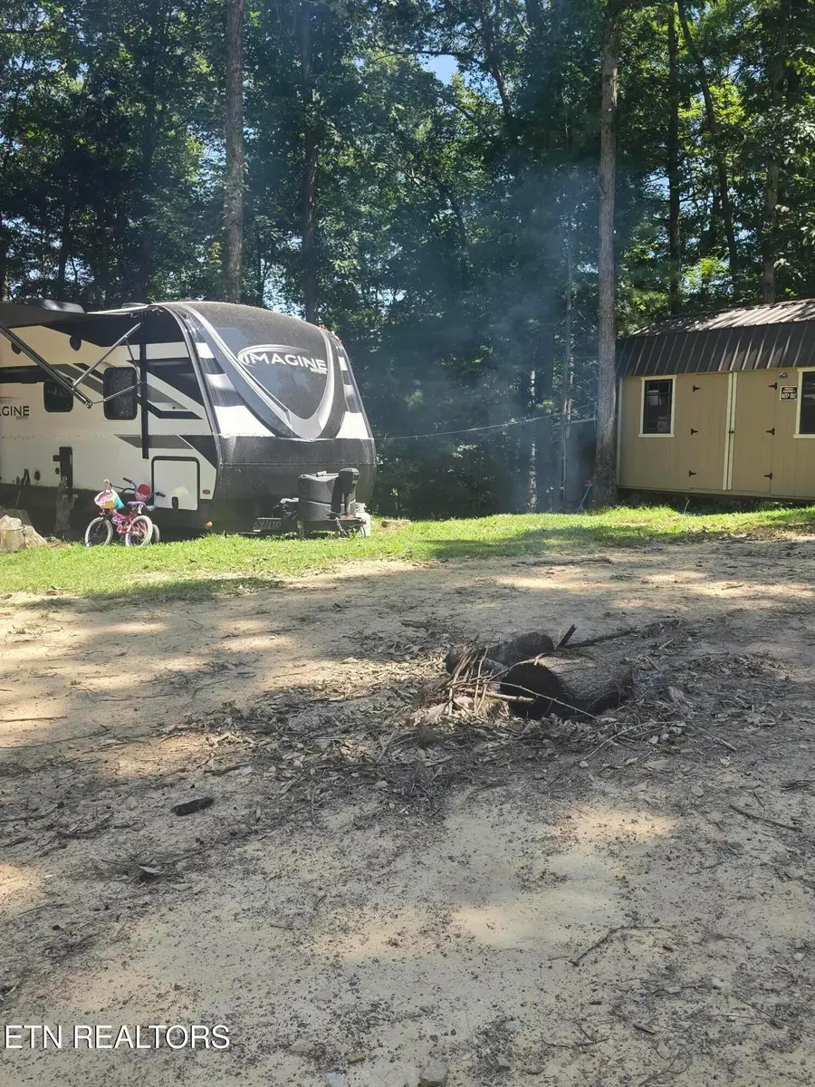 1478 Catoosa Rd, Wartburg, TN 37887 - #3